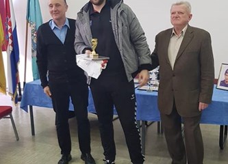 Rukometaši osvojili turniru u Karlovcu: Ćavar najbolje lijevo krilo, Vekić najbolji vratar