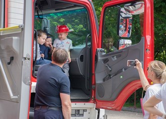 Gorički vatrogasci upoznali najmlađe sa svojim radom