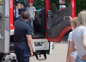 Gorički vatrogasci upoznali najmlađe sa svojim radom