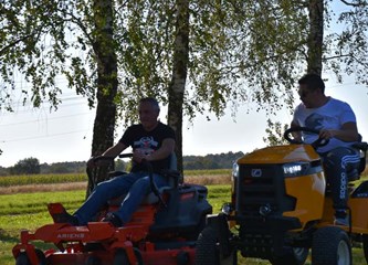 FOTO 1. Tur Challenge: Pobjednički pehar na stazi u Buševcu odnijela Filipova (17) traktor kosilica!