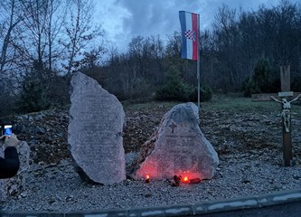 FOTO Veterani goričke brigade na Velebitu odali počast poginulim hrvatskim vitezovima