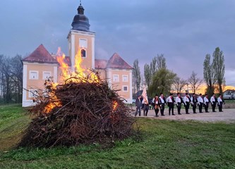 [FOTO] Jurjevski krijes gori i ovog proljeća: "Vjerujemo da ćemo Jurjevo ubuduće slaviti onako kako smo i navikli!"