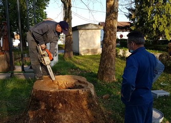 [FOTO] OSS Buševec svoje mjesto uljepšao novim spomenikom