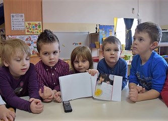 Djeca "zdravim" porukama darivala Goričane
