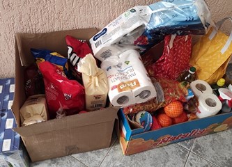 Radost Uskrsa podijelile s potrebitima: Društvo žena Buševec doniralo pakete obiteljima iz Lekenika i Velike Gorice