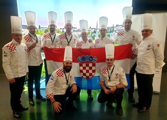 FOTO: Hrvatska kulinarska reprezentacija osvojila broncu na Svjetskom kulinarskom kupu!