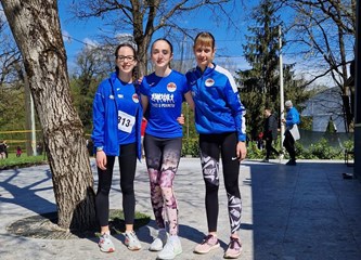 HALS City Cross Run: Juniorke Brigita Grčić, Zara Horvat, Antonia Cvetković i Lucija Breljak izvrsne treće u seniorskoj konkurenciji