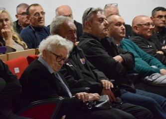 Priče o Tihici, Grofu, Matoušeku i drugim vukovarskim braniteljima Tanja Belobrajdić sačuvala je od zaborava