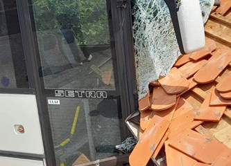Autobus u Gornjem Hruševcu sletio s ceste, ima ozlijeđenih