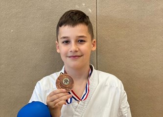 Pet medalja na kraju uspješne sezone za Karate klub Centar: Franka Jerkin još će nastupiti na velikom međunarodnom turniru u Poreču