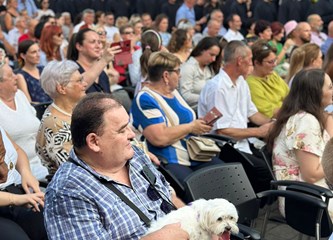 FOTO Svečana promocija na Veleučilištu Velika Gorica: Diplome primilo 145 studenata