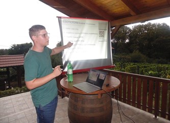 Berbe grožđa ove godine ranije nego inače, Grozdovci se stručnim predavanjem pripremili