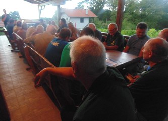 Berbe grožđa ove godine ranije nego inače, Grozdovci se stručnim predavanjem pripremili