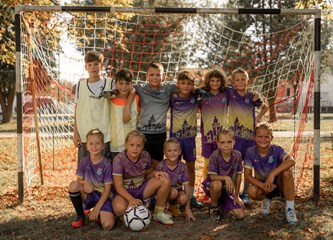 Održana prva sportsko - humanitarna manifestacija "Idemo na Školsko"