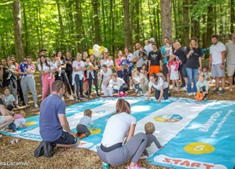 Imate bebu koja puzi? Dođite na Tuđmanac na prvu BABYSTEPS puzijadu – natjecanje u puzanju