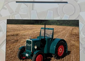 FOTO Stari traktori parkirali se ispred Gradske knjižnice! Otvorena izložba koja vraća u povijest poljoprivredne tehnologije