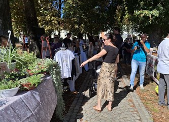 (FOTO) Domaće delicije izmamile Velikogoričane na "Petek na Gorice"