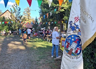 FOTO Građani proveli dan pod krošnjama turopoljskog hrasta: "Žirovina je spoj tradicionalnog i modernog koji nas vraća našoj šumi"