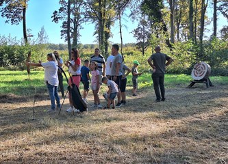 FOTO Građani proveli dan pod krošnjama turopoljskog hrasta: "Žirovina je spoj tradicionalnog i modernog koji nas vraća našoj šumi"