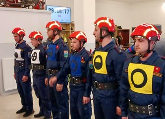 DVD Velika Buna - Razigrani 70-godišnjak koji želi na Olimpijadu