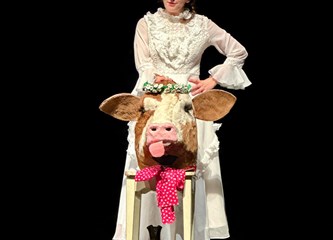 Premijera "Roža (Cura s greškom)" na zavidnom tragu aktualnosti