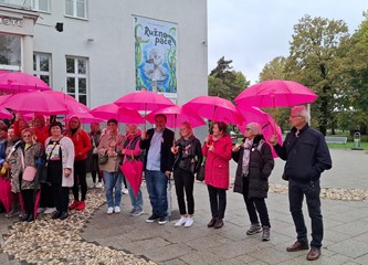 Ružičasta povorka podrške ženama oboljelima od raka dojke prošla gradom: „Naručite se već danas na pregled i spriječite ovu opaku bolest”