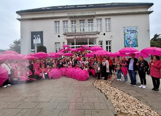 Ružičasta povorka podrške ženama oboljelima od raka dojke prošla gradom: „Naručite se već danas na pregled i spriječite ovu opaku bolest”