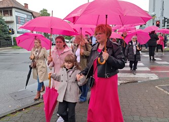 Ružičasta povorka podrške ženama oboljelima od raka dojke prošla gradom: „Naručite se već danas na pregled i spriječite ovu opaku bolest”