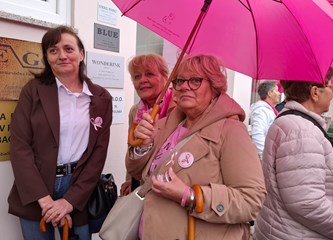 Ružičasta povorka podrške ženama oboljelima od raka dojke prošla gradom: „Naručite se već danas na pregled i spriječite ovu opaku bolest”