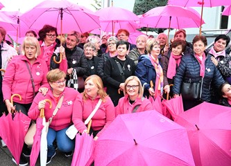 Ružičasta povorka podrške ženama oboljelima od raka dojke prošla gradom: „Naručite se već danas na pregled i spriječite ovu opaku bolest”