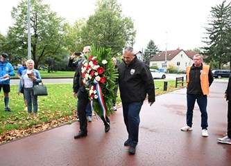 Rekordan broj sudionika na 7. Memorijalnoj utrci HVIDR-e VG: Trčali u čast poginulim, umrlim i nestalim braniteljima Domovinskog rata