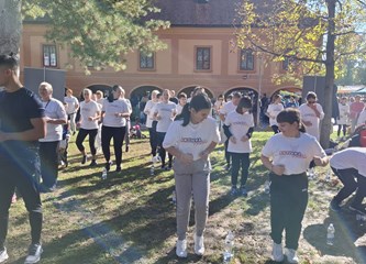 Građani vježbali u Parku plemenite općine turopoljske na treningu „Aktivne Hrvatske”: „Nađite za sebe odgovarajući trening i poboljšajte svoje zdravlje”