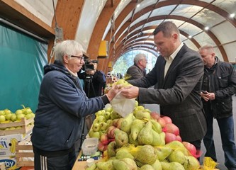 Dani hrane i tradicijskih proizvoda Zagrebačke županije i Grada Zagreba okupili više od 80 izlagača