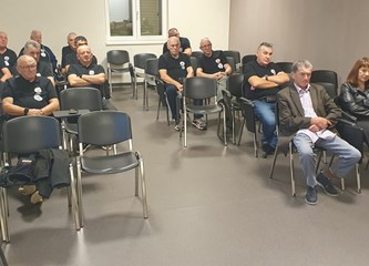 "Rame uz rame": Velikogorički dragovoljci i veterani na trodnevnom boravku u Sinju