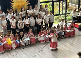 FOTO "Pekarnica Hribar peče izvrsno pecivo" - mali Hribarovci obilježili Dan kruha