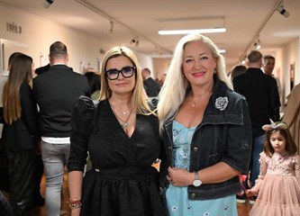 FOTO U Velikoj Gorici održan CITY MODUS: Modna revija i sajam za potporu malim Palčićima