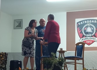 Izložbom „Starinska hiža” i predstavom „Ljubavna zmešancija” gostiju iz Krapine obilježena tradicionalna manifestacija „Jesen u Kurilovcu”