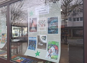 FOTO: Informativno-edukativna izložba na temu esperanta postavljena u izlogu Galženice