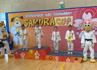 Hrabrost, borbeni duh i veliko srce mladih judaša Kokice i Pinkyja na Sakura kupu: I hrpa osvojenih medalja