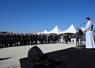 Polaganjem kamena temeljca počela gradnja kampa HNS-a u Velikoj Gorici: „Ovdje ćemo stvarati nove Vatrene”