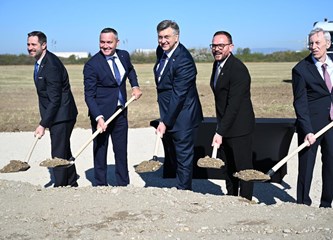 Polaganjem kamena temeljca počela gradnja kampa HNS-a u Velikoj Gorici: „Ovdje ćemo stvarati nove Vatrene”