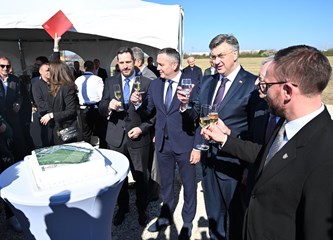 Polaganjem kamena temeljca počela gradnja kampa HNS-a u Velikoj Gorici: „Ovdje ćemo stvarati nove Vatrene”