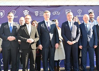 Polaganjem kamena temeljca počela gradnja kampa HNS-a u Velikoj Gorici: „Ovdje ćemo stvarati nove Vatrene”