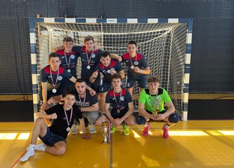 Momčad župe iz Dubranca pobjednici Katoličke malonogometne lige Sisačke biskupije