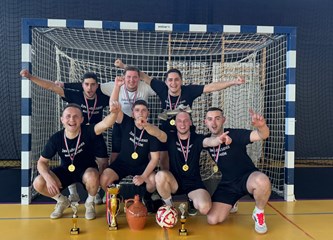 Momčad župe iz Dubranca pobjednici Katoličke malonogometne lige Sisačke biskupije