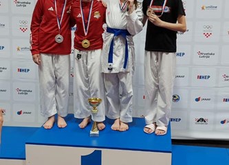 Nikola Krnjaja zlatni na Kupu Hrvatske, bronce za Petra Buhina i Emu Žagrović