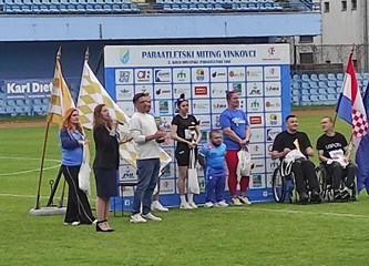 Tri zlata, četiri srebra i dvije bronce za Uspon u Vinkovcima: Martina Krog postavila državni rekord, Mirnes Omerhodžić imao drugi najbolji rezultat mitinga