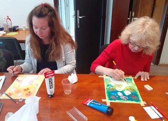 Likovna radionica u Udruzi umjetnika „Spark“ ili „Sparkovke“ u Zemlji čudesa