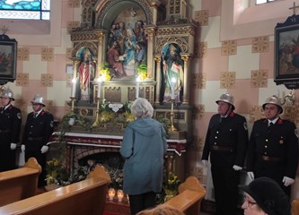 Tradicija čuvanja Kristova groba nastavljena u župi Vukovina