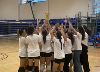 Trener Bišćan i 'savršene' Hokice ne misle se na ovome zaustaviti: Treba nastaviti raditi, treba uvijek ostati ambiciozan i tražiti još veći sportski rezultat!